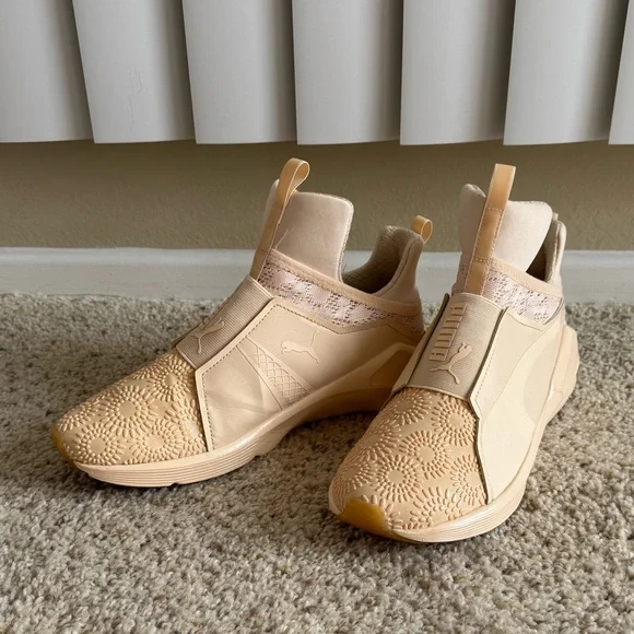 Puma Fierce KRM Womens Cream Textile
Slip On Cross Training Shoes Size 8 - Picture 2 of 14